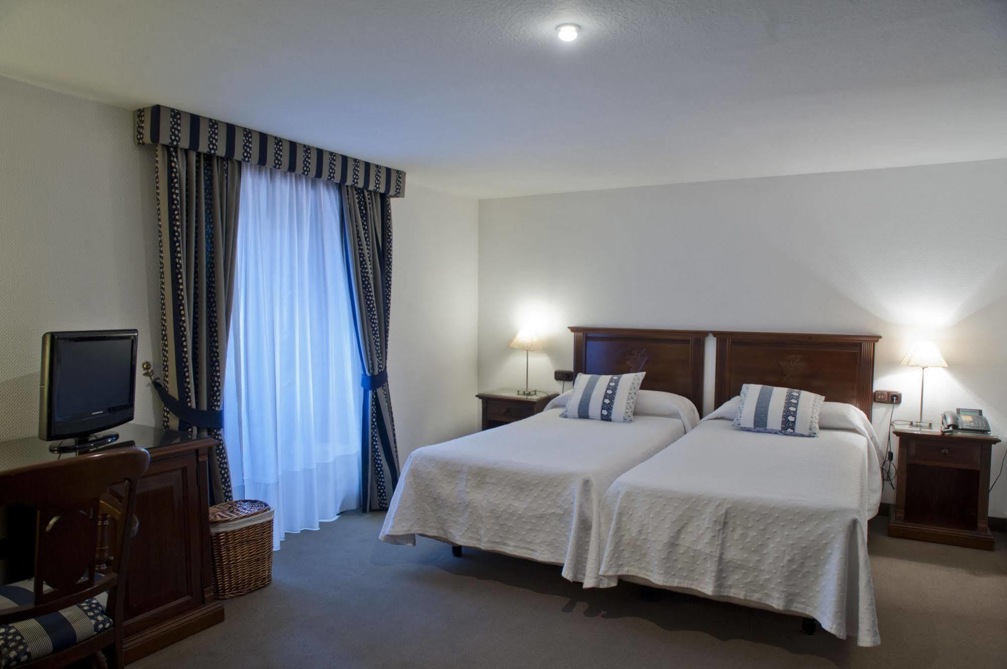 Hotel Rural Victoria - 라오로타바 외부 사진