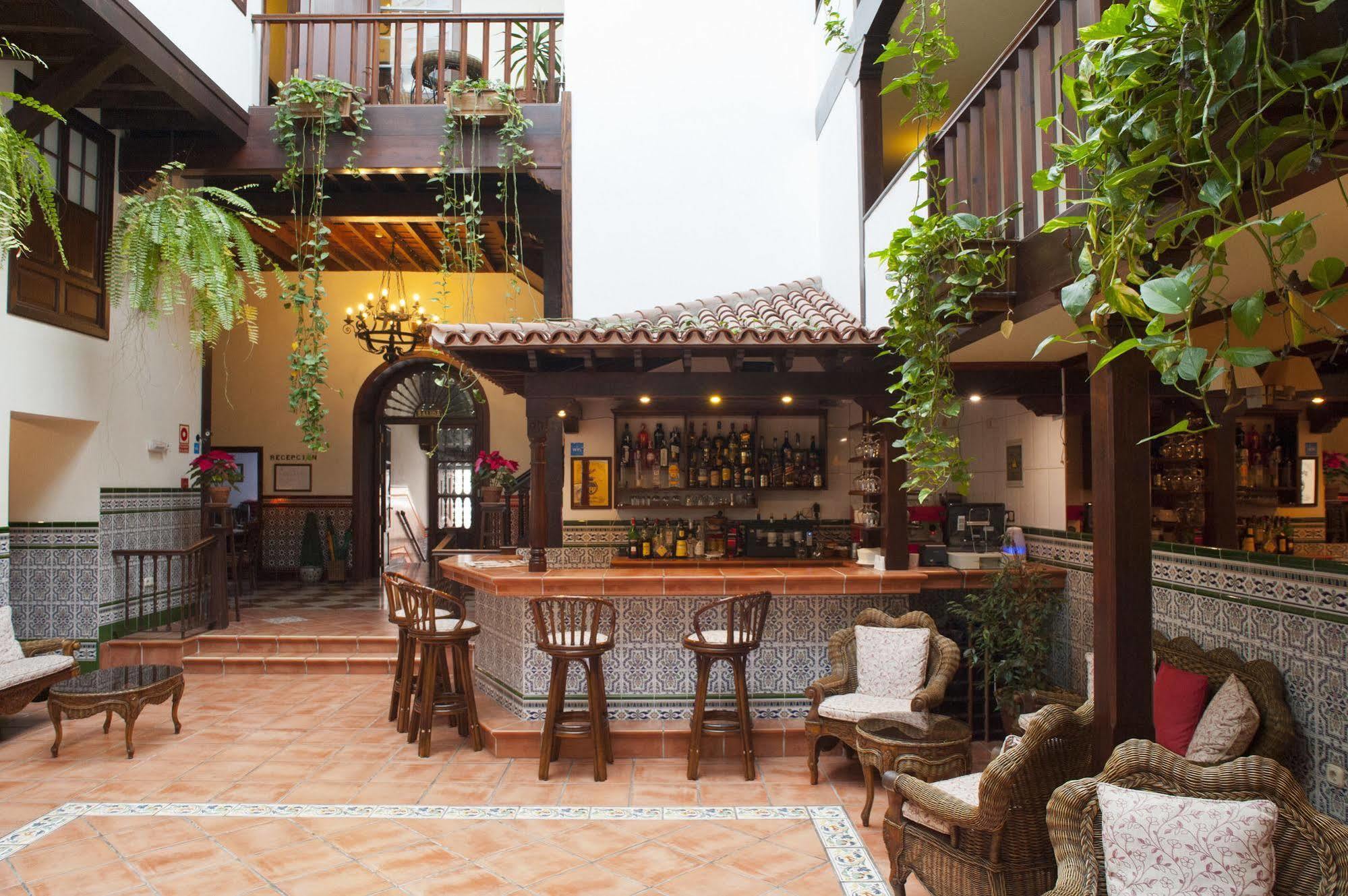 Hotel Rural Victoria - 라오로타바 외부 사진